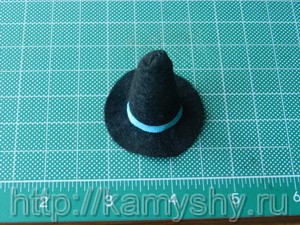 Фетровые шляпы для маленьких кукол