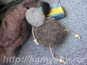 Валяние овечки из шерсти